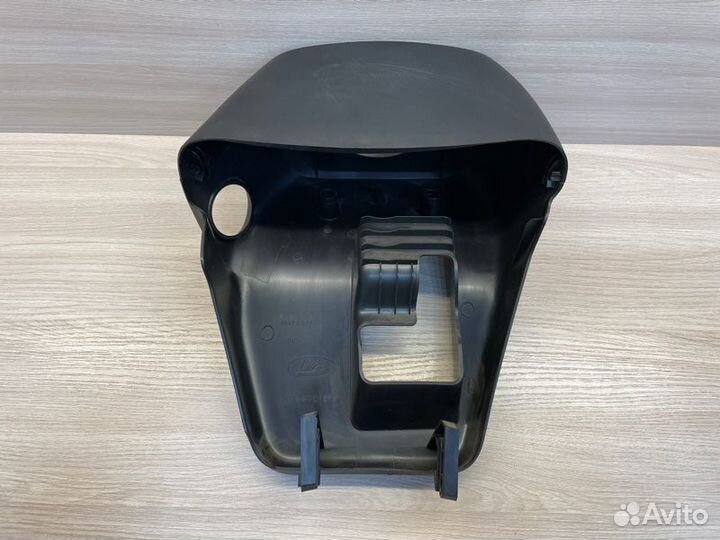 Подрулевой кожух LADA X-Ray