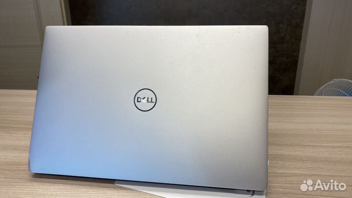 Ноутбук Dell XPS 13