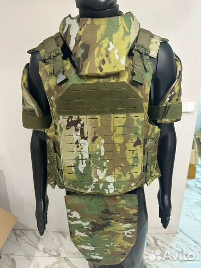 Бронежилет в сборе
