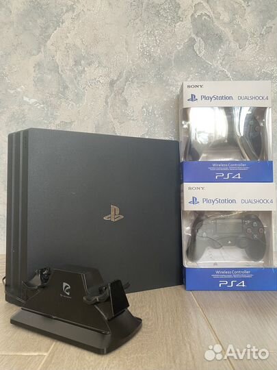 Sony PS4 pro 1tb + 160 игр
