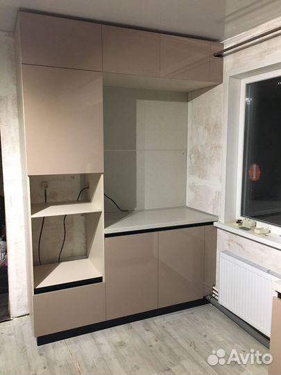 Прямая кухня на заказ. Производство в Омске