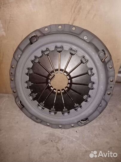 Корзина сцепления и выжимной