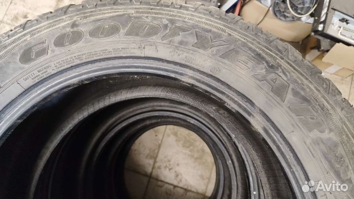 Goodyear Wrangler All-Terrain Adventure With Kevlar 255/55 R19