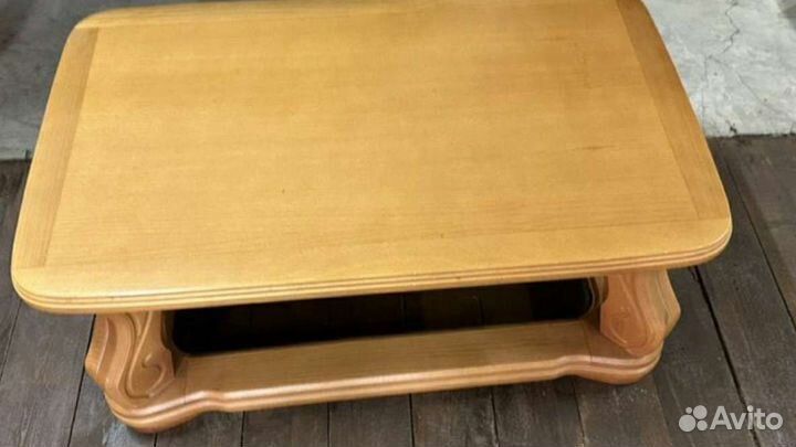 Журнальный стол