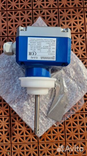 Ротационный сигнализатор уровня сыпучих продуктов