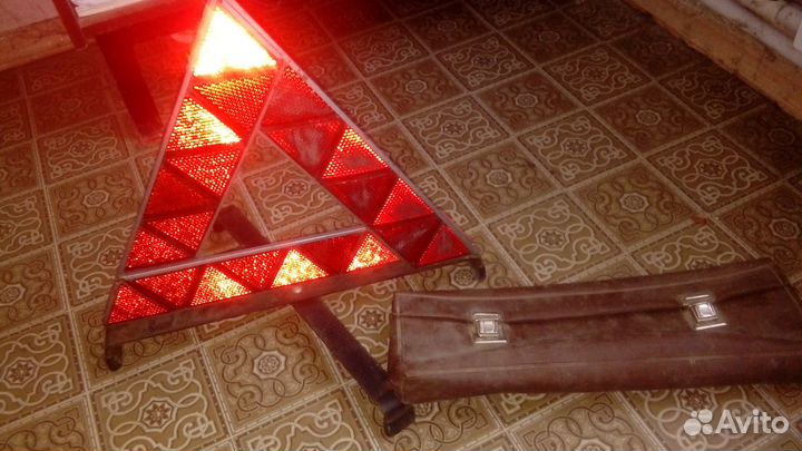 Аварийный знак узтм