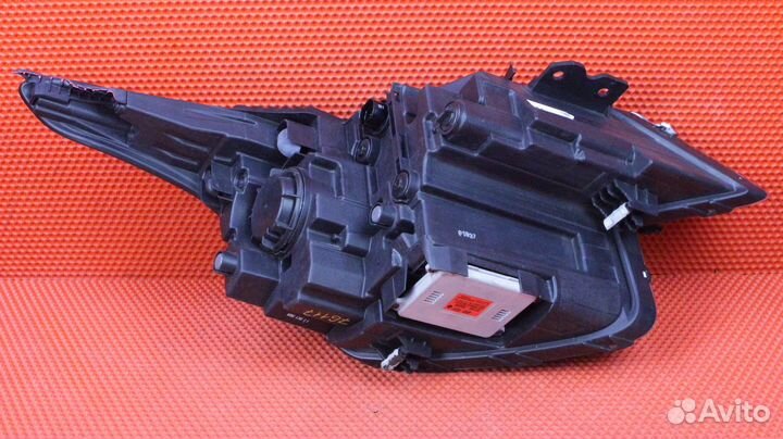 Фара левая Kia Seltos 92101-Q5200