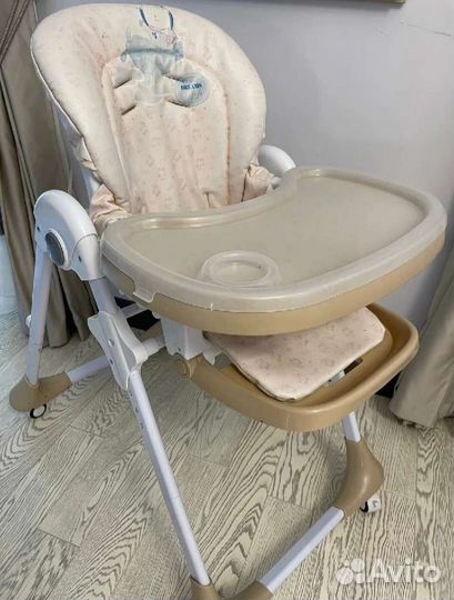 Стульчик для кормления Capella