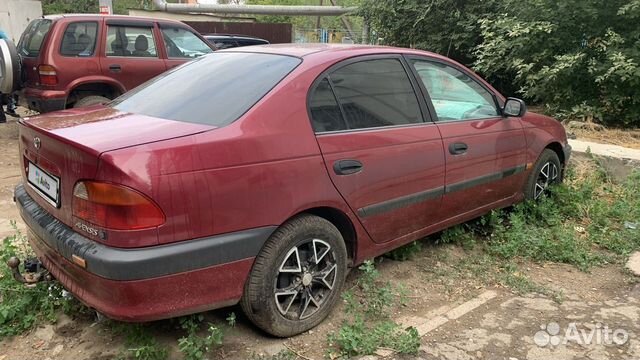 Toyota Avensis 2.0 МТ, 1999, 380 000 км