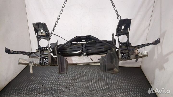 Рамка передняя BMW 6 E63, 2004