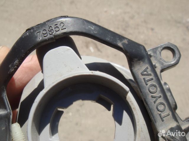 Тойота Лексус Фара противотуманная Правая Lexus To