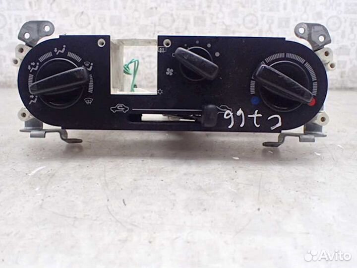 Блок управления печки / климат-контроля Mitsubishi