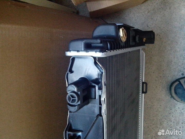 Радиатор Мерседес W140 4.0-6.0