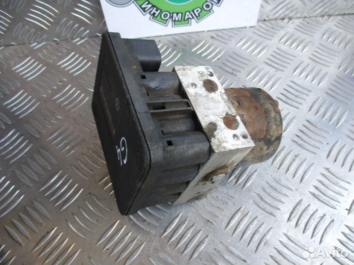 Блок ABS Фольксваген Гольф 4 под ESP