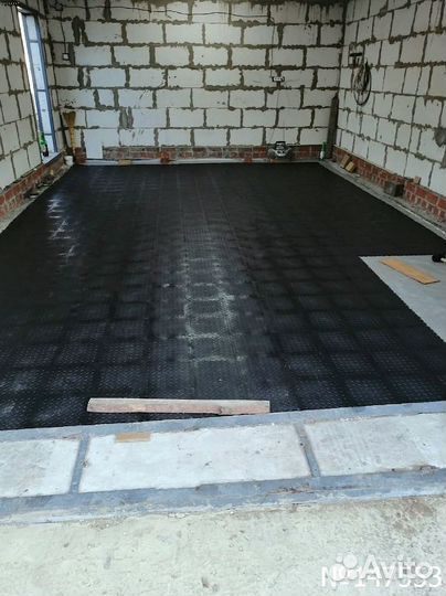 Модульное напольное покрытие для гаража