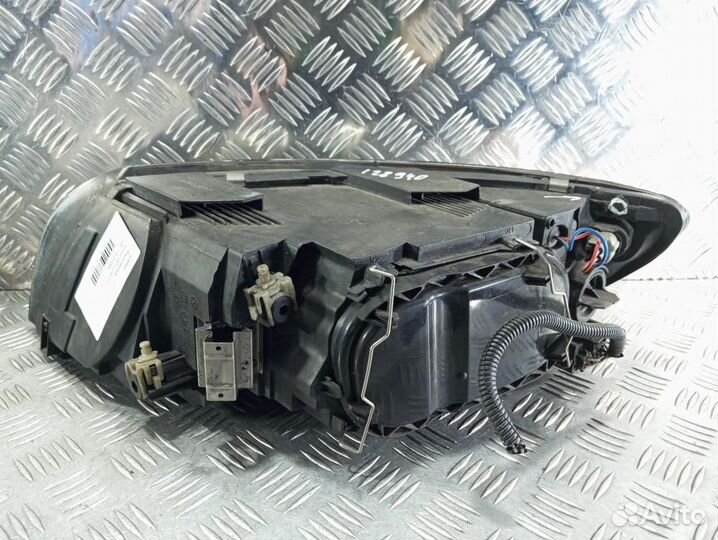 Фара правая 087731118R Volvo S40 2 (04-07)