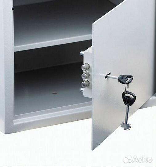 Сейф мебельный 280х340х295 мм, 8 кг, ключевой замо