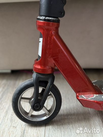 Трюковой самокат tech team provokator
