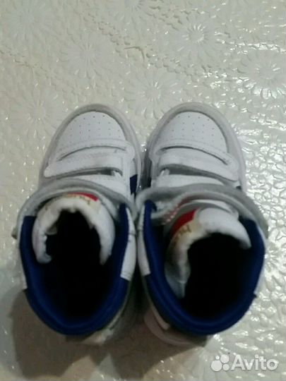 Кроссовки Hummel 27EU; 10US