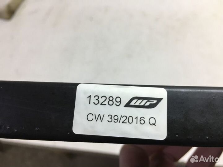 Радиатор гур Maserati Levante 2016-2018