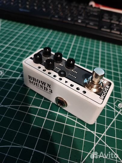 Педаль эффектов mooer brown sound 3