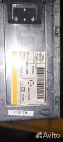 Магнитофон (магнитола) Ford Transit FY 2.0L