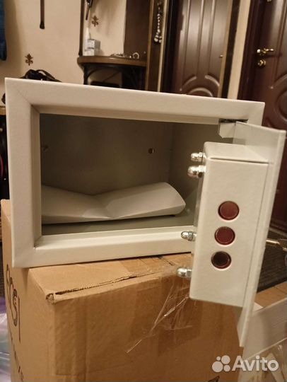 Ящик сейф металлический