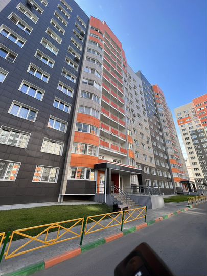 1-к. квартира, 35 м², 1/14 эт.