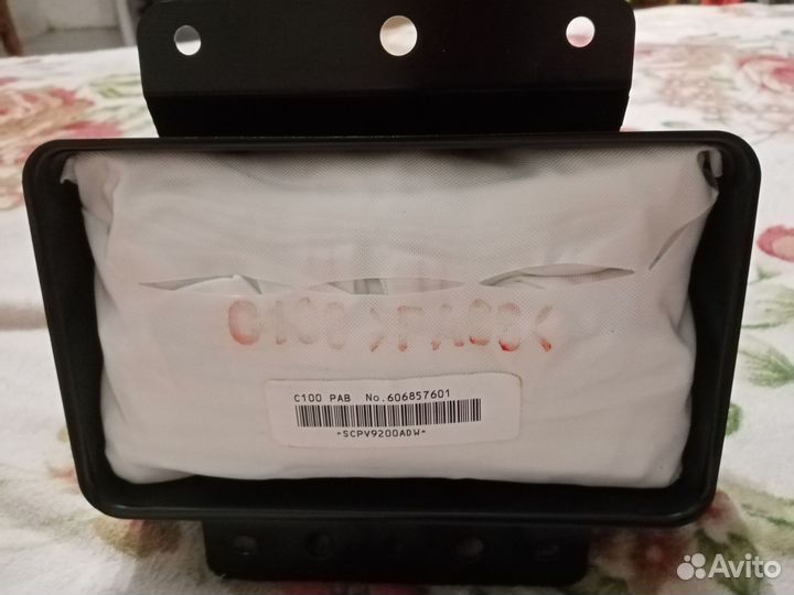 Подушка безопасности пассажира