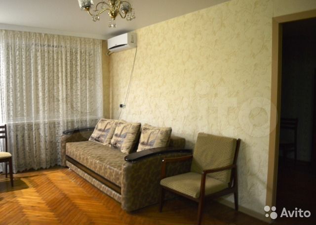 2-к. квартира, 47 м², 1/4 эт.