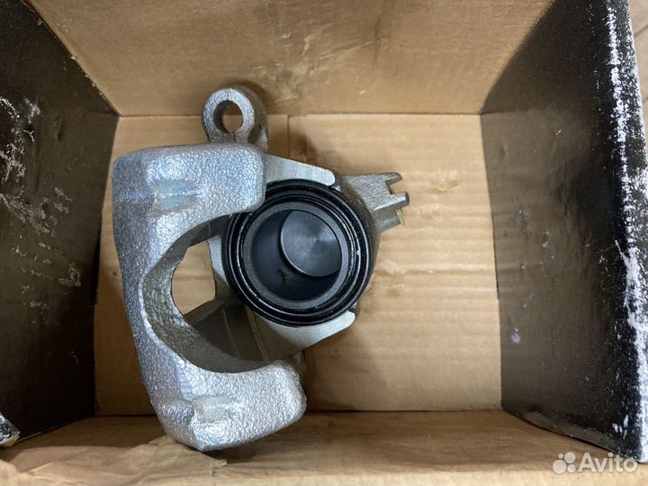 Суппорт тормозной NK2145189 ToyotaLandCruiser 105