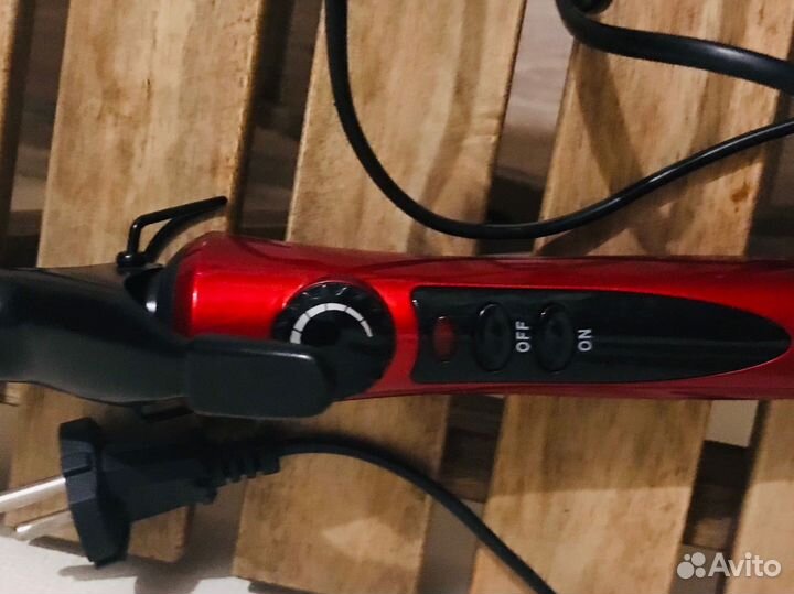 Щипцы для завивки волос