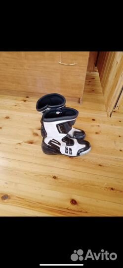 Мотокостюм