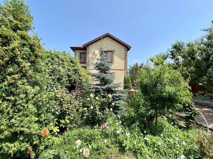 Дом 160 м² на участке 15 сот.