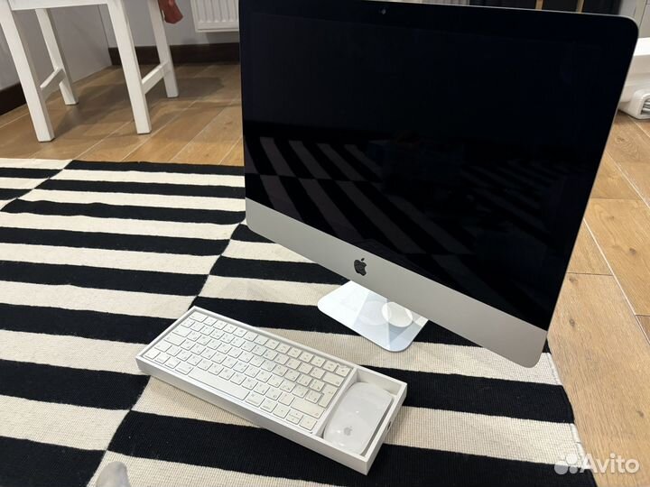 Apple iMac 21.5