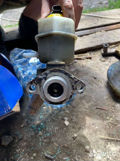 Главный тормозной цилиндр lanos