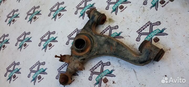 Рычаг подвески Mercedes-Benz E-Class W124 лев пер