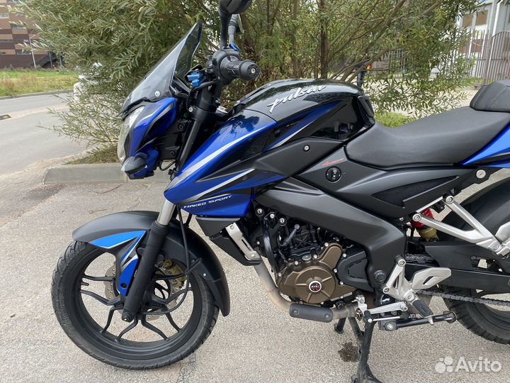 Bajaj Pulsar NS 200