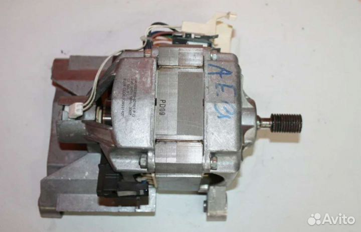 Двигатель AEG