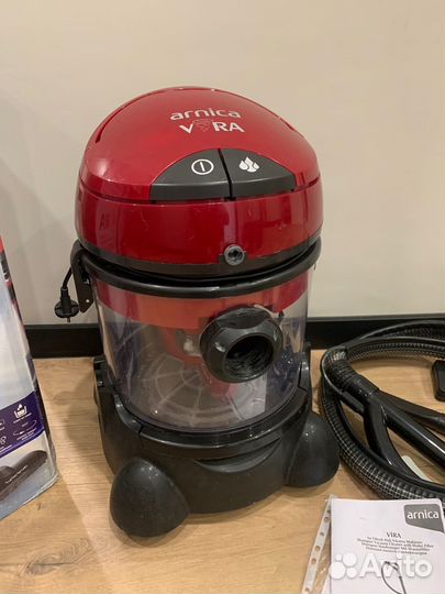 Моющий пылесос Arnica vira