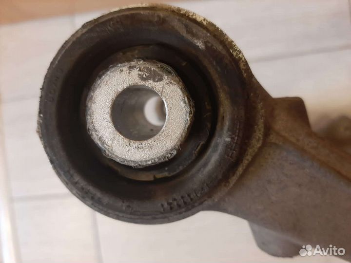 Рычаг задний ниж Jeep Grand Cherokee 4 WK2 2010-21