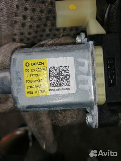 Моторчик стеклоподъёмника передний правый Kia