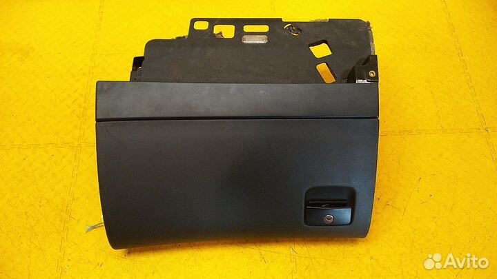 Бардачок A8 (D3,4E)