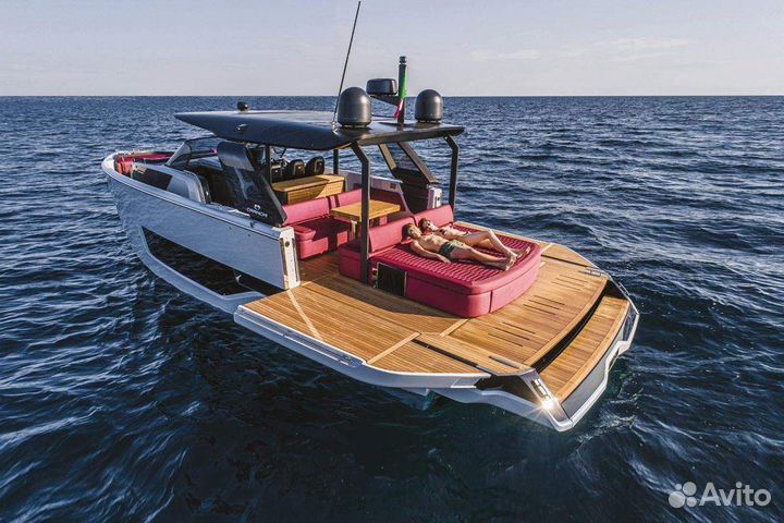 Новая яхта Cranchi A46 LT порт Стамбул