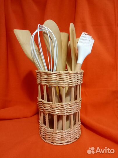 Корзина плетеная