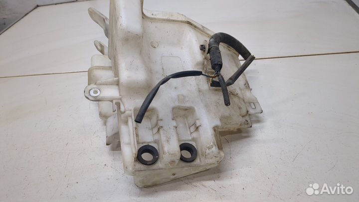 Бачок омывателя Suzuki Grand Vitara, 2010