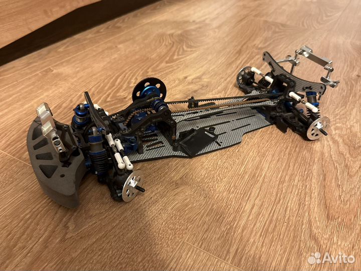 Yokomo dib (шасси)