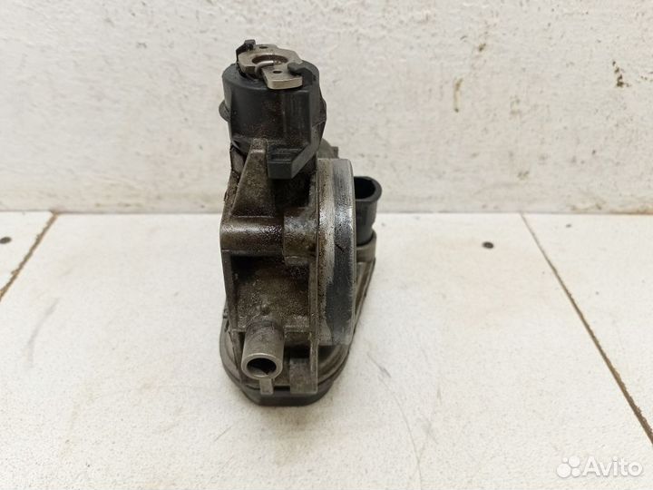 Дроссельная заслонка