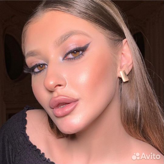 Макияж. Прическа. Бровист