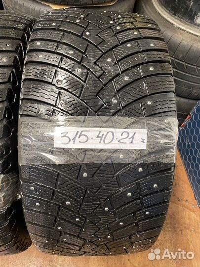 Pirelli Scorpion Ice Zero 2 315/40 R21 115H